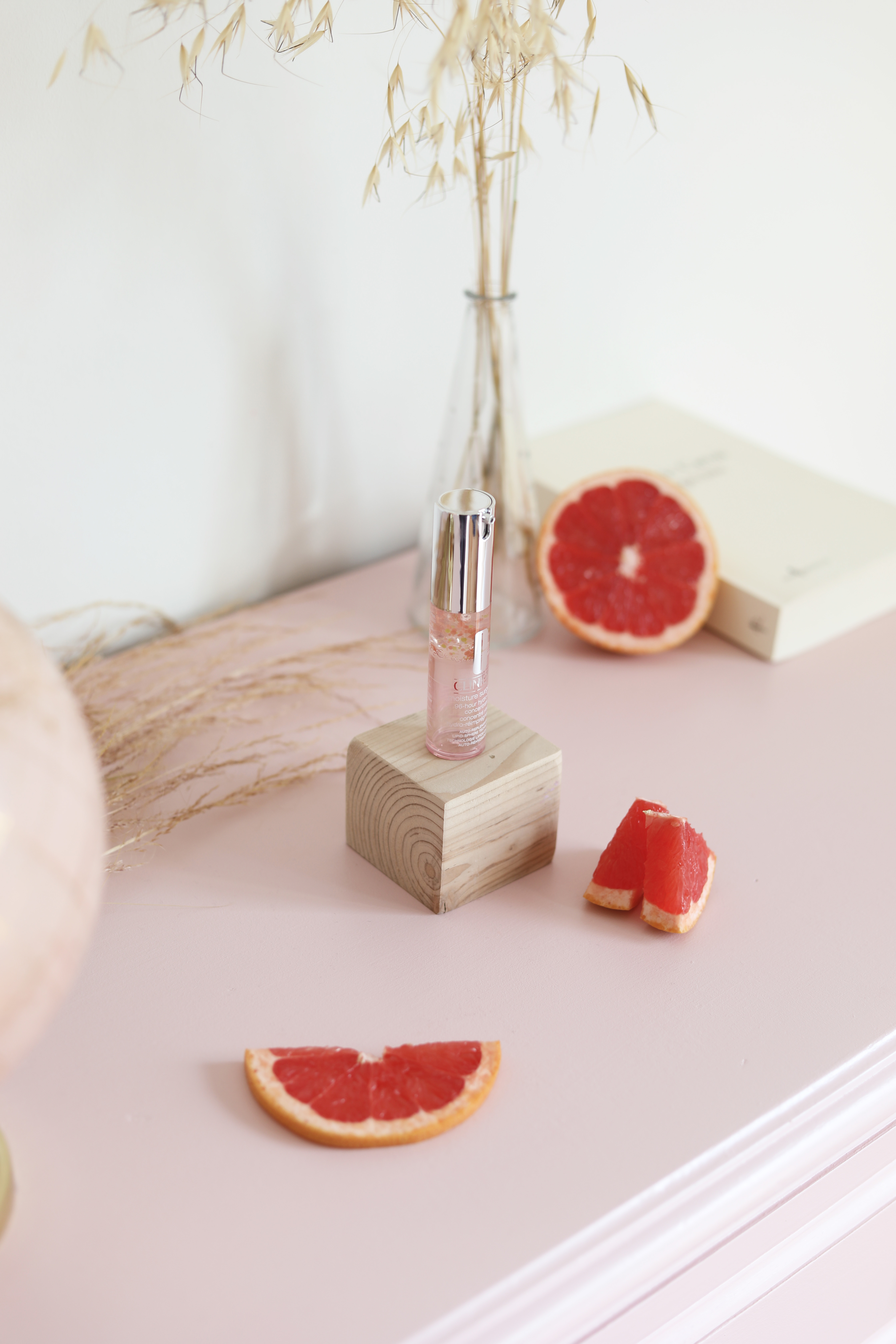 clinique pamplemousse moisture surge eye
